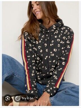 Evereve Leopard Print Hoodie with Stripe Sleeves